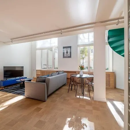 Bright Designer Loft In The City Center * Riga
