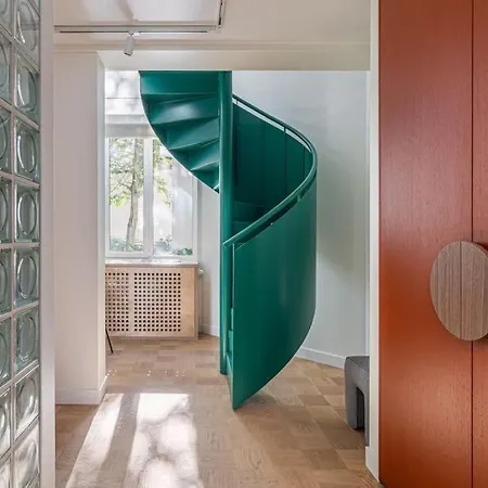 Bright Designer Loft In The City Center Riga